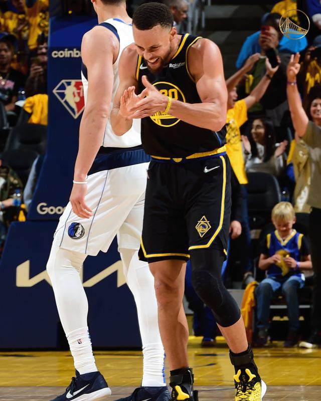 1652943010384068378.png FTFoItFUcAEt9EX.png