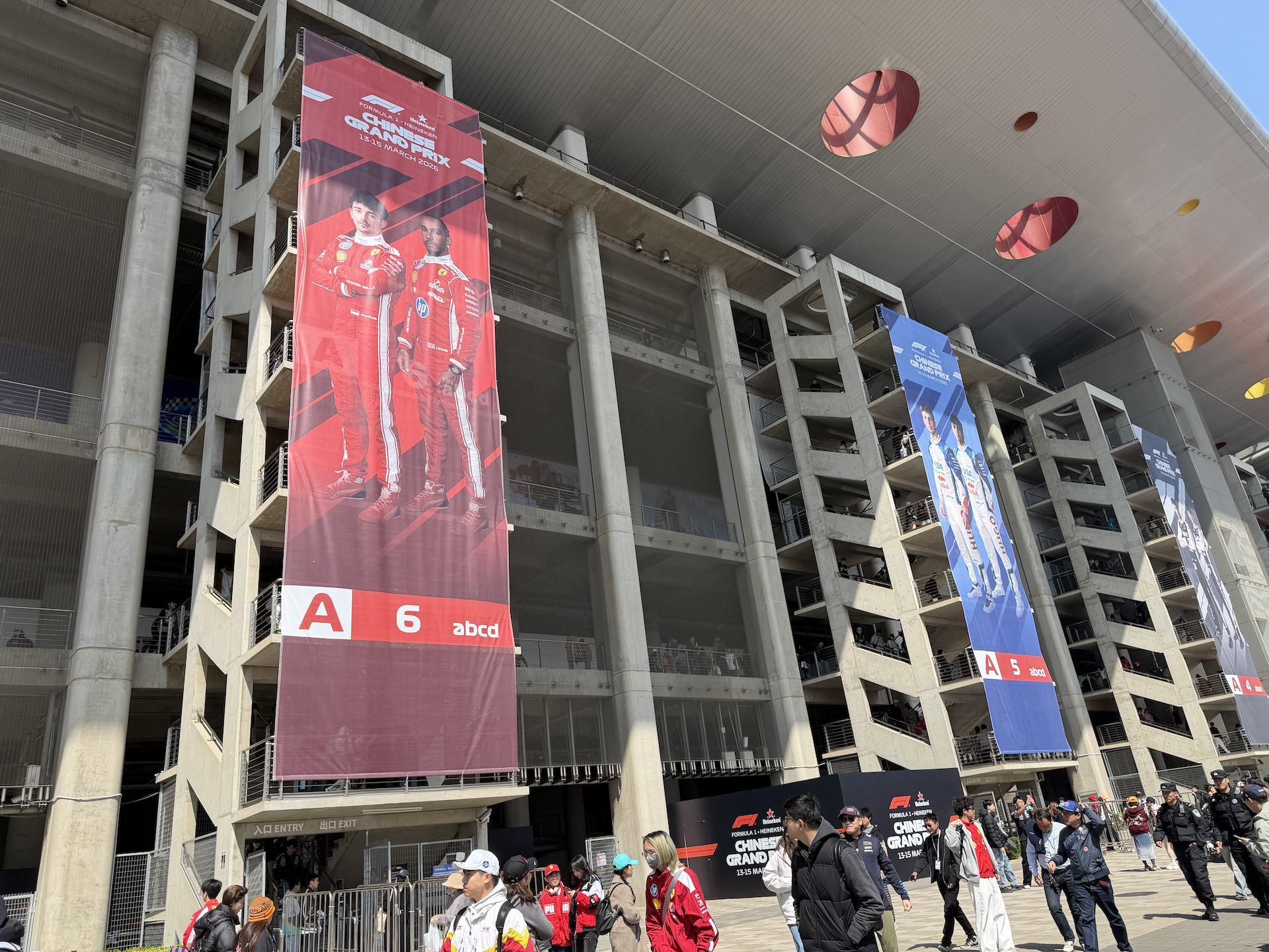 博鱼体育-当23万观众涌向赛车场，F1在上海拉爆赛事IP商业价值